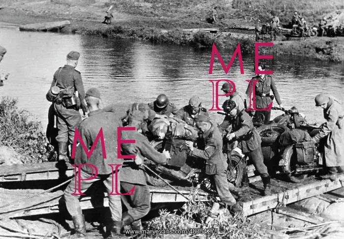 : German soldiers at the southern section of the Eastern Front : German soldiers at the southern section of the Eastern Front