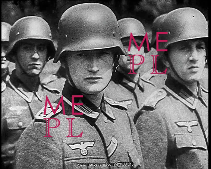 : German Soldiers Standing To Attention In Lines : German Soldiers Standing To Attention In Lines