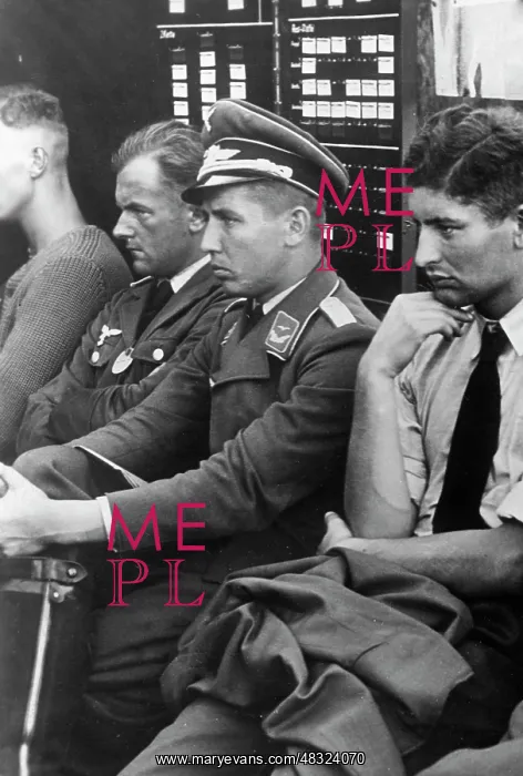 : German soldiers after the start of the war, 1939 : German soldiers after the start of the war, 1939