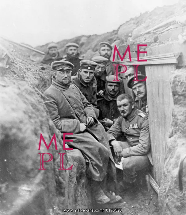 : German soldiers in trenches on the Western front, 1915 : German soldiers in trenches on the Western front, 1915