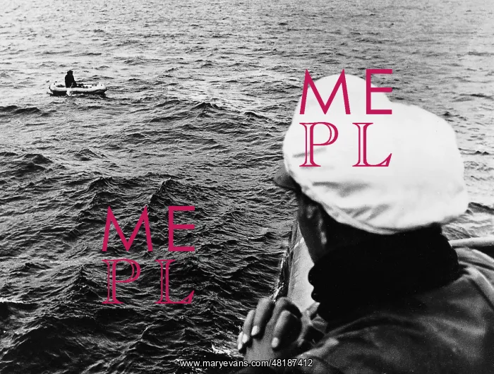 : German submarine rescues a pilot, 1940 : German submarine rescues a pilot, 1940
