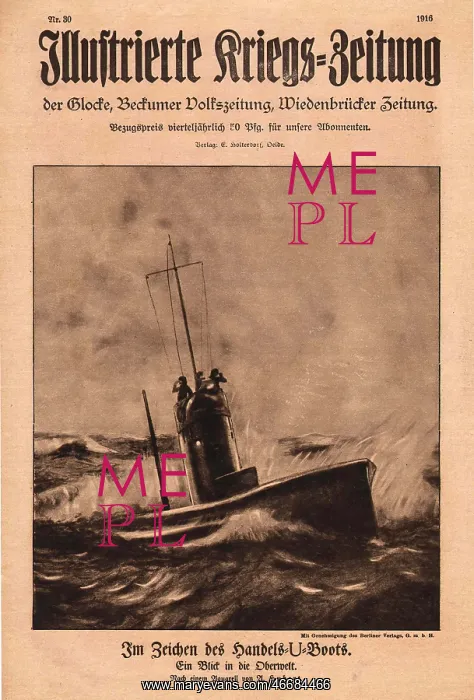 : German submarine at sea, WW1 : German submarine at sea, WW1