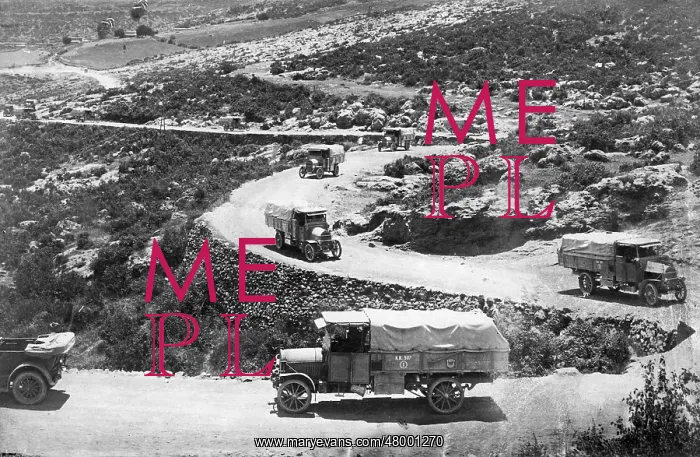 : German supply column on road in Turus, WW1 : German supply column on road in Turus, WW1