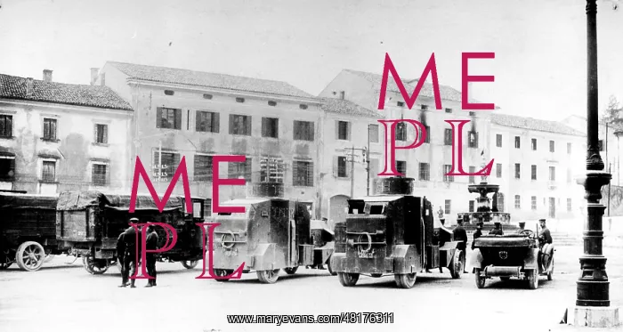 : German tanks in Vittorio, 1917 : German tanks in Vittorio, 1917