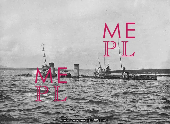 : A German torpedo boat in Scapa Flow, 1919 : A German torpedo boat in Scapa Flow, 1919