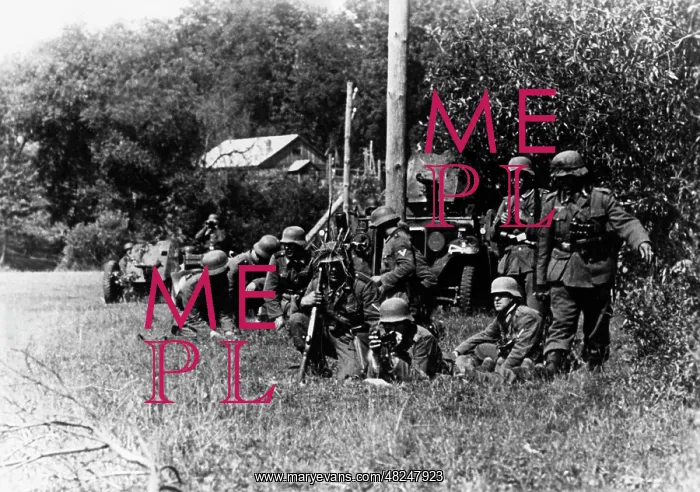 : German troops at the beginning of the Russian campaign, 1941 : German troops at the beginning of the Russian campaign, 1941