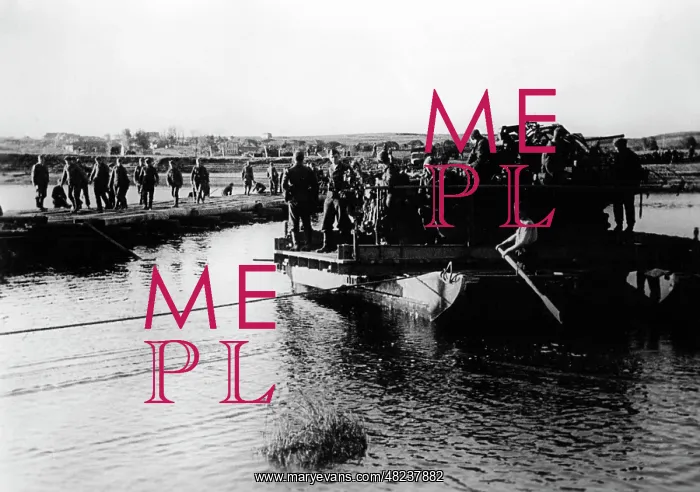: German troops built bridge across the Dnieper, 1941 : German troops built bridge across the Dnieper, 1941