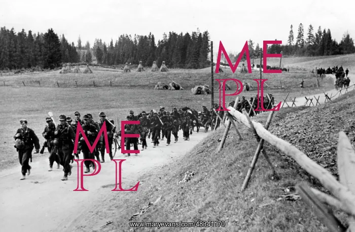 : German troops - Eastern Front, 1944 : German troops - Eastern Front, 1944