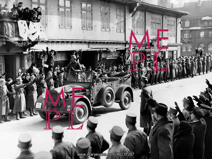 : German troops marching into Memel, 1939 : German troops marching into Memel, 1939