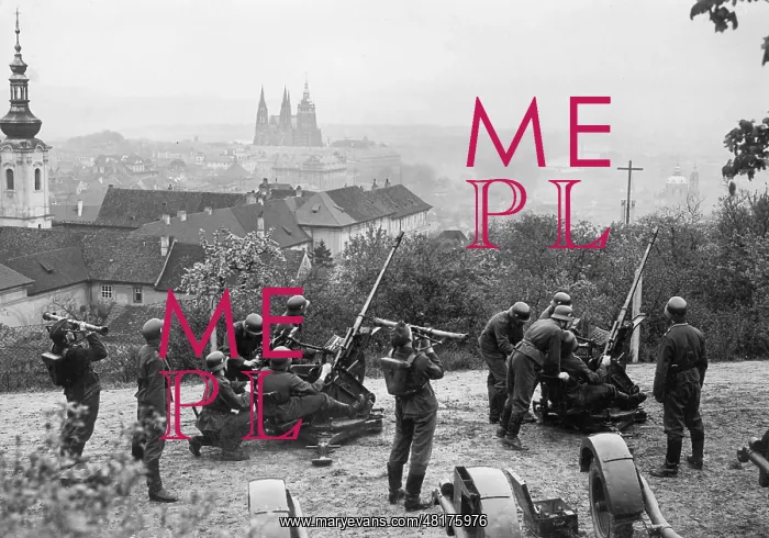 : German troops in Prague, 1939 : German troops in Prague, 1939