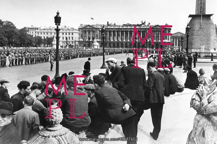 : German troops at the victory parade in Paris, 1940 : German troops at the victory parade in Paris, 1940