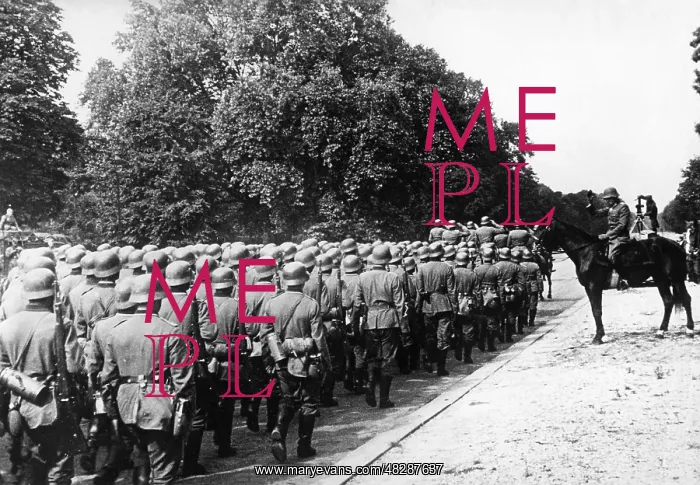 : German troops at the victory parade in Paris, 1940 : German troops at the victory parade in Paris, 1940