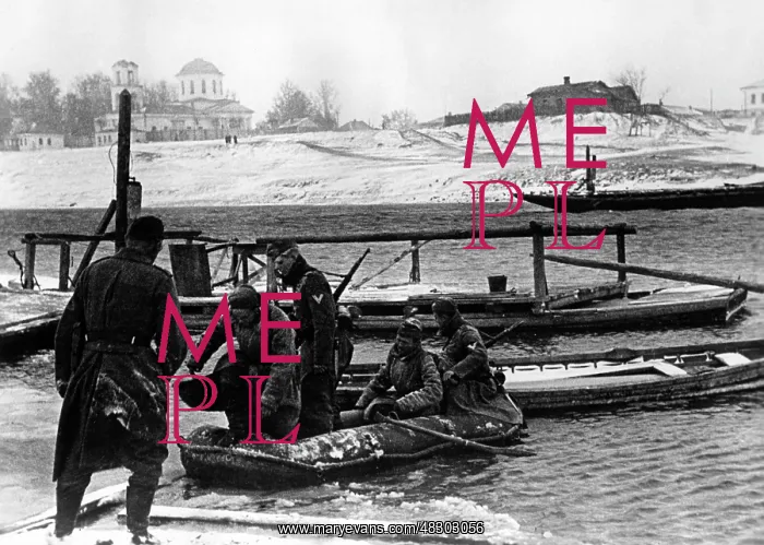 : German troops on the Volga, 1941 : German troops on the Volga, 1941