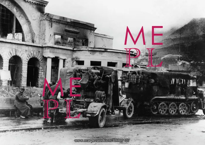 : German troops in Yalta in the Crimea, 1941 : German troops in Yalta in the Crimea, 1941