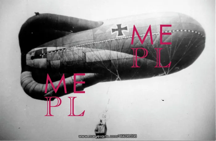 : German Type AE observation balloon : German Type AE observation balloon