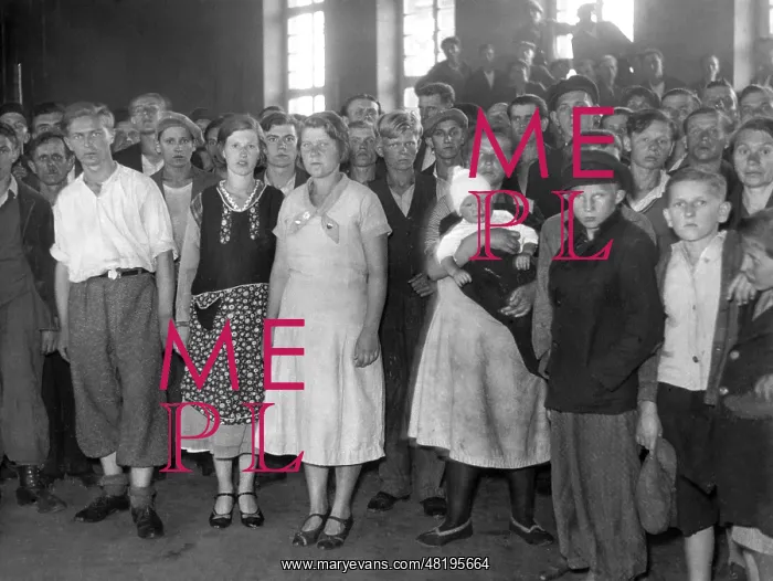 : Germans emigrating from Poland, 1933 : Germans emigrating from Poland, 1933