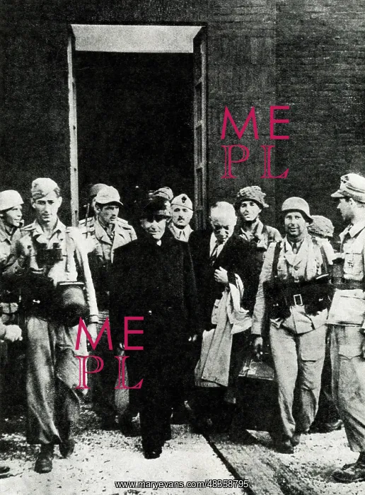 : Germans release Mussolini from prison, WW2 : Germans release Mussolini from prison, WW2