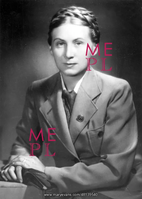 : Gertrud Scholtz-Klink, 1939 : Gertrud Scholtz-Klink, 1939