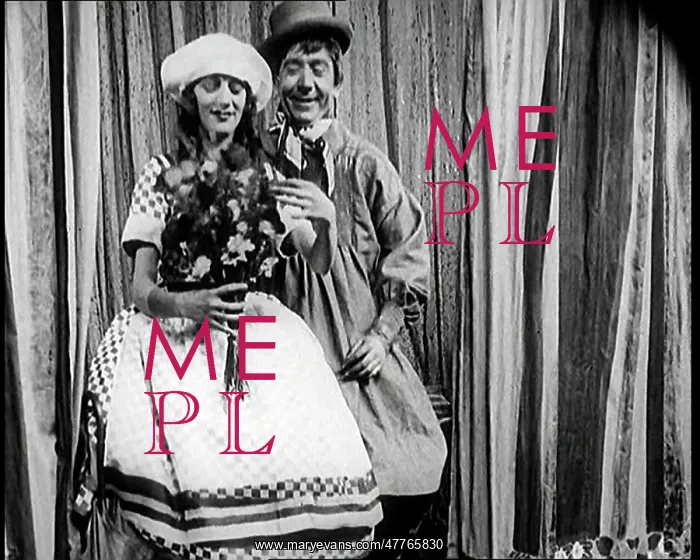 : Gertrude Lawrence and Herbert Mundin Dressed : Gertrude Lawrence and Herbert Mundin Dressed