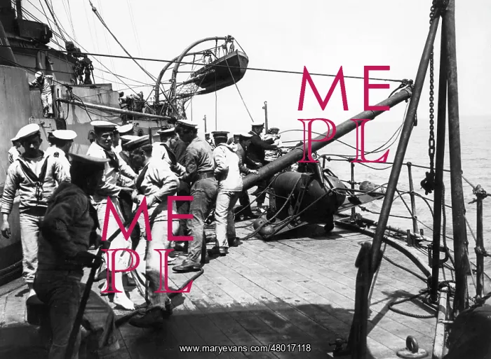 : Getting out the paravanes on entering a minefield, WW1 : Getting out the paravanes on entering a minefield, WW1