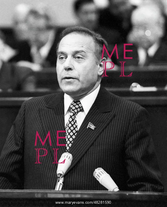 : Geydar Alyiev, 1977 : Geydar Alyiev, 1977