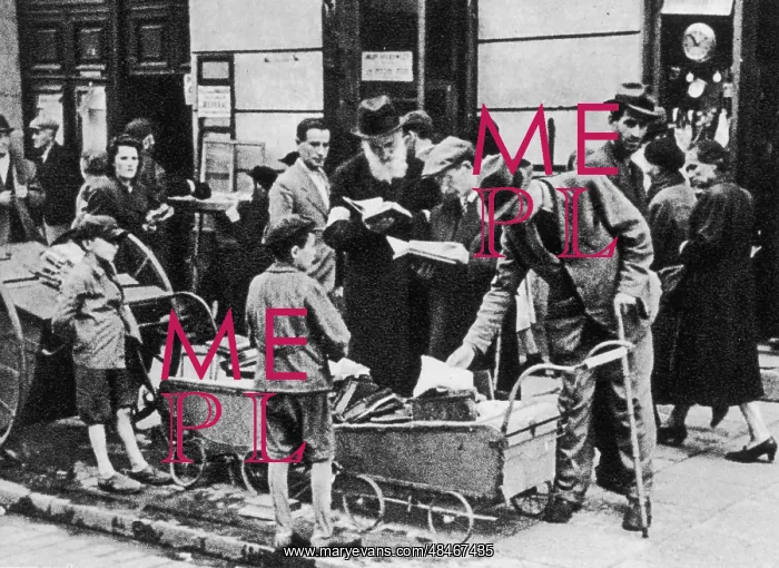 : GHETTO LIFE 1940 : GHETTO LIFE 1940