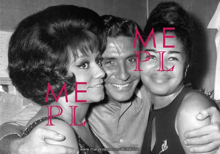 : Gilbert Becaud, Nancy Holloway and Nicole Grunitsky : Gilbert Becaud, Nancy Holloway and Nicole Grunitsky