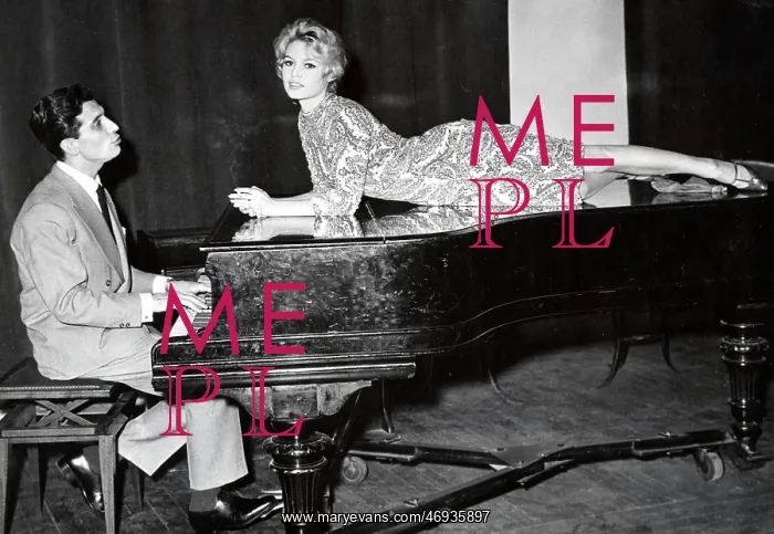 : Gilbert Becaud, singer, and Brigitte Bardot, actress, Geneva : Gilbert Becaud, singer, and Brigitte Bardot, actress, Geneva