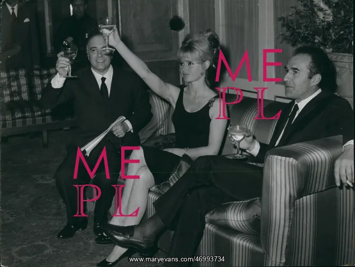 : Gilbert Becaud, singer, Brigitte Bardot, actress, Luxembourg : Gilbert Becaud, singer, Brigitte Bardot, actress, Luxembourg