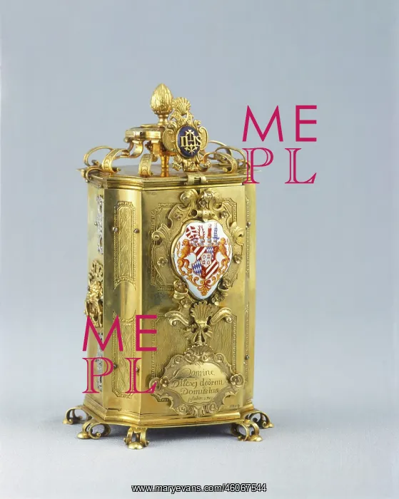 : Gilded casket : Gilded casket