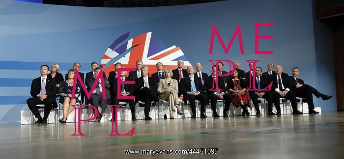 : Gillan, Bourne, Strathclyde, Goldie, Mcloughlin, Paterson, Y : Gillan, Bourne, Strathclyde, Goldie, Mcloughlin, Paterson, Y