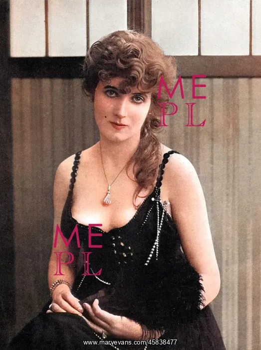 : Gina Palerme : Gina Palerme