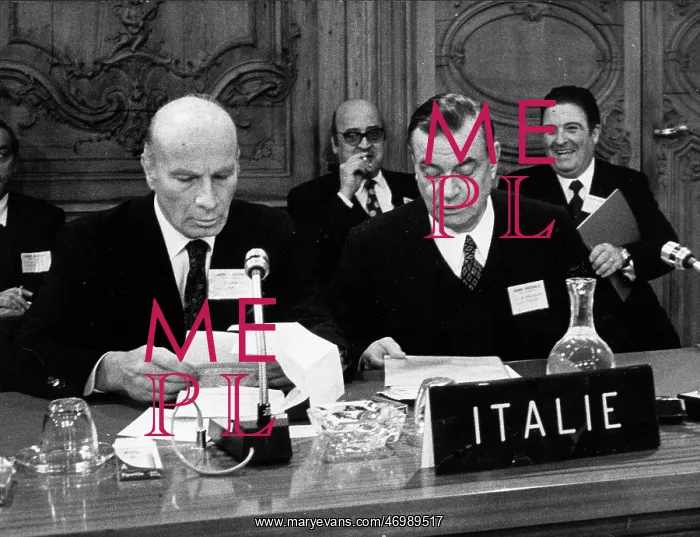 : Giovanni Malagodi at a press conference : Giovanni Malagodi at a press conference