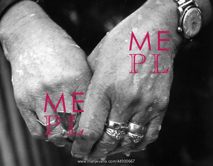 : Gipsy woman's hands : Gipsy woman's hands
