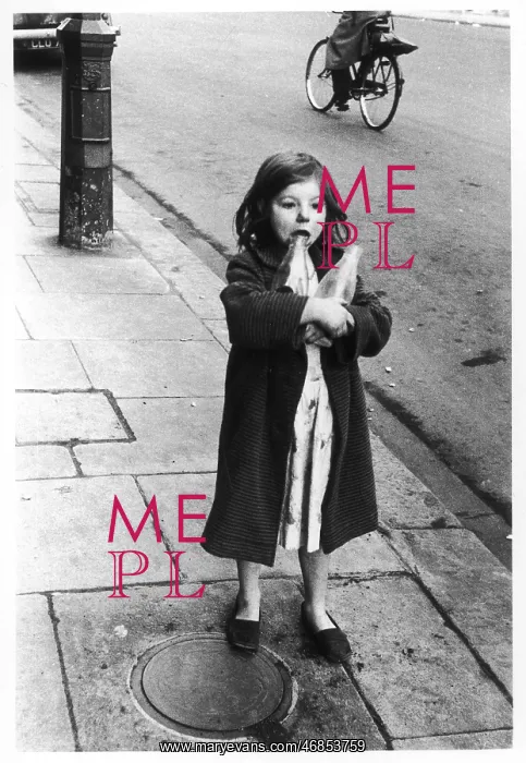 : GIRL AND BOTTLES / 1957 : GIRL AND BOTTLES / 1957
