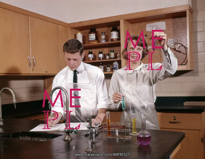  : Girl And Boy College Students