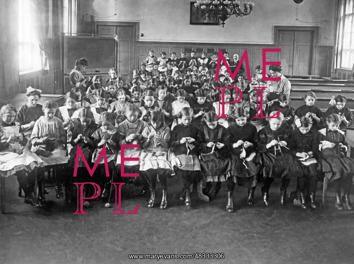 : Girl of a community school, 1914 : Girl of a community school, 1914