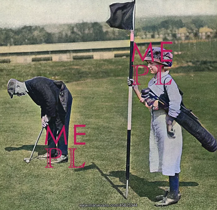 : Girl golf caddy, WW1 : Girl golf caddy, WW1