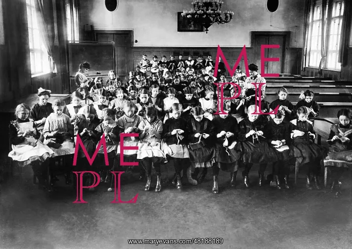 : Girl students at the handiwork afternoon, 1918 : Girl students at the handiwork afternoon, 1918
