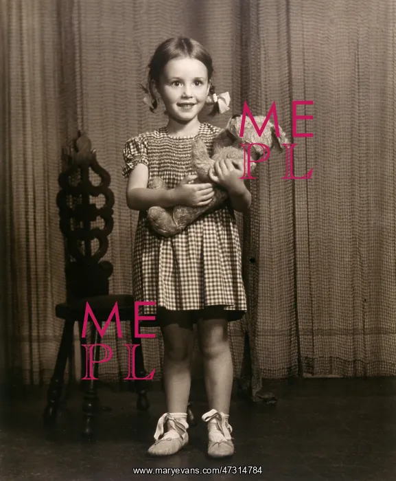  : GIRL WITH TEDDY 1930S