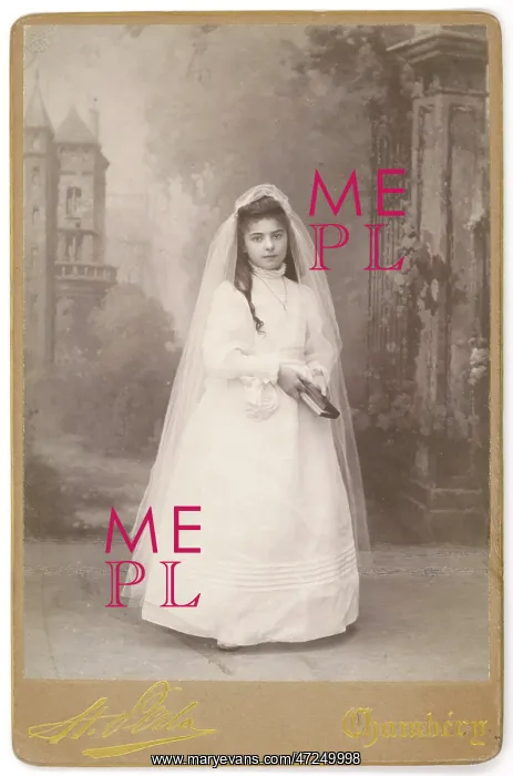  : GIRL'S 1ST COMMUNION