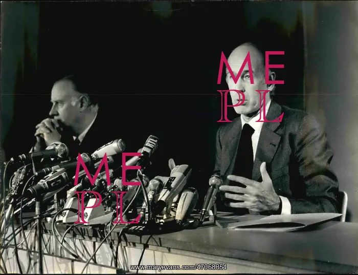 : Giscard D'Estaing and Michel Poniatowski, press conference : Giscard D'Estaing and Michel Poniatowski, press conference
