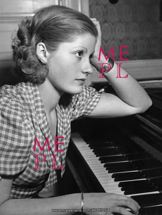: Gisela Uhlen : Gisela Uhlen