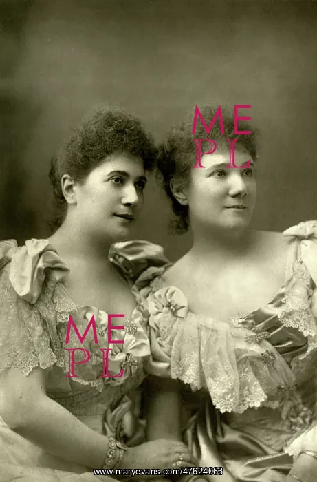 : Giulia and Sofia Ravogli - Italian opera singers : Giulia and Sofia Ravogli - Italian opera singers