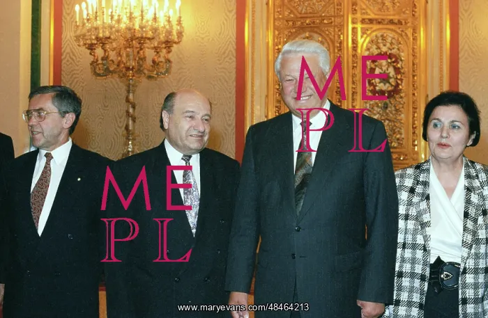 : Giving of credentials, 1993 : Giving of credentials, 1993