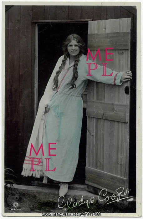  : Gladys Cooper