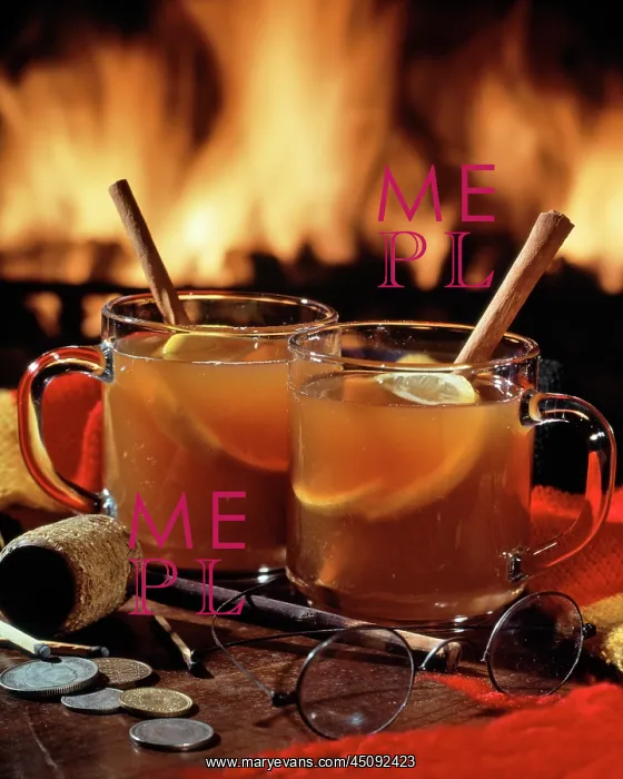 : Two Glass Cups of Hot Mulled Apple Cider with : Two Glass Cups of Hot Mulled Apple Cider with