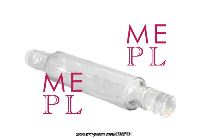  : Glass rolling pin
