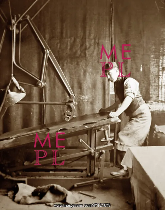  : Glazing, leather production
