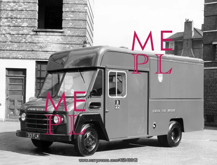 : GLC-LFB Canteen Van : GLC-LFB Canteen Van